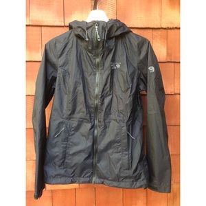 Mountain Hardwear rain jacket, size S/P
